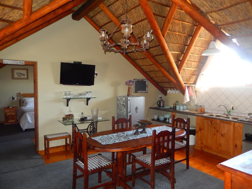 Karoo-Rust Apartment Принс Алберт Екстериор снимка